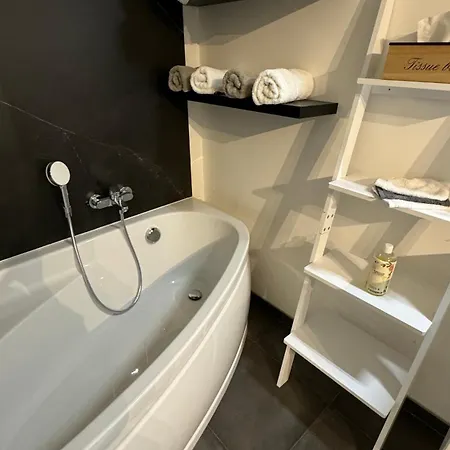 Apartamento Viki's Penthousje *